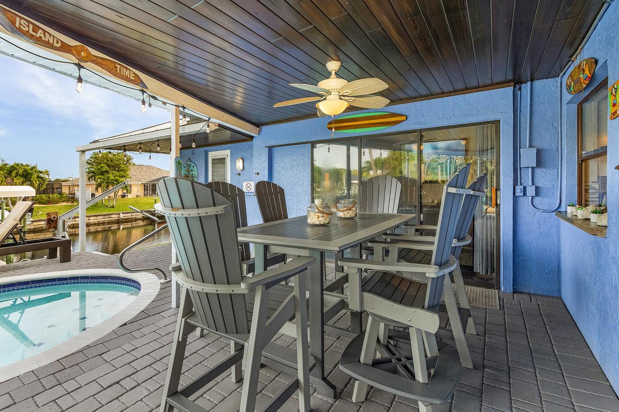 Canal-Front Oasis With Dock And Kayaks In Cape Coral! Extérieur photo
